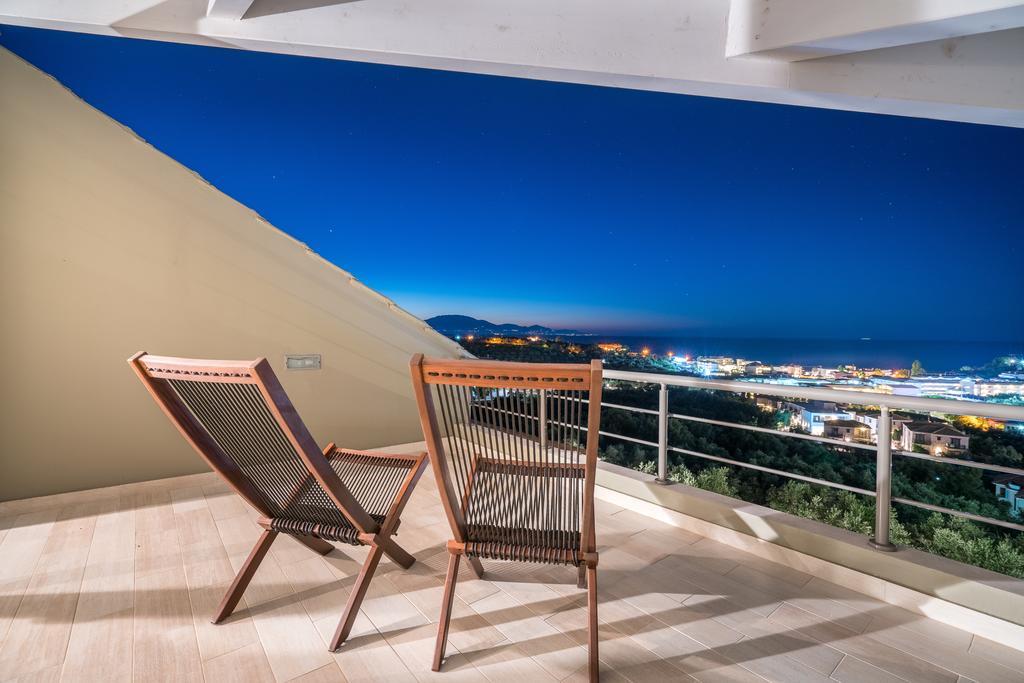 Akemi Luxury Villa Циливи Экстерьер фото