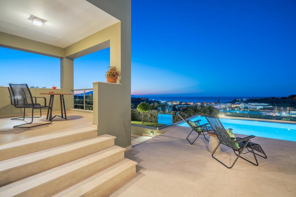 Akemi Luxury Villa Циливи Экстерьер фото