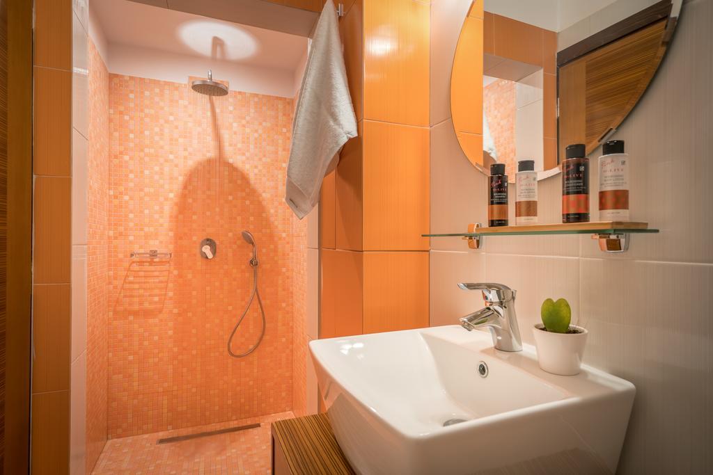 Akemi Luxury Villa Циливи Экстерьер фото