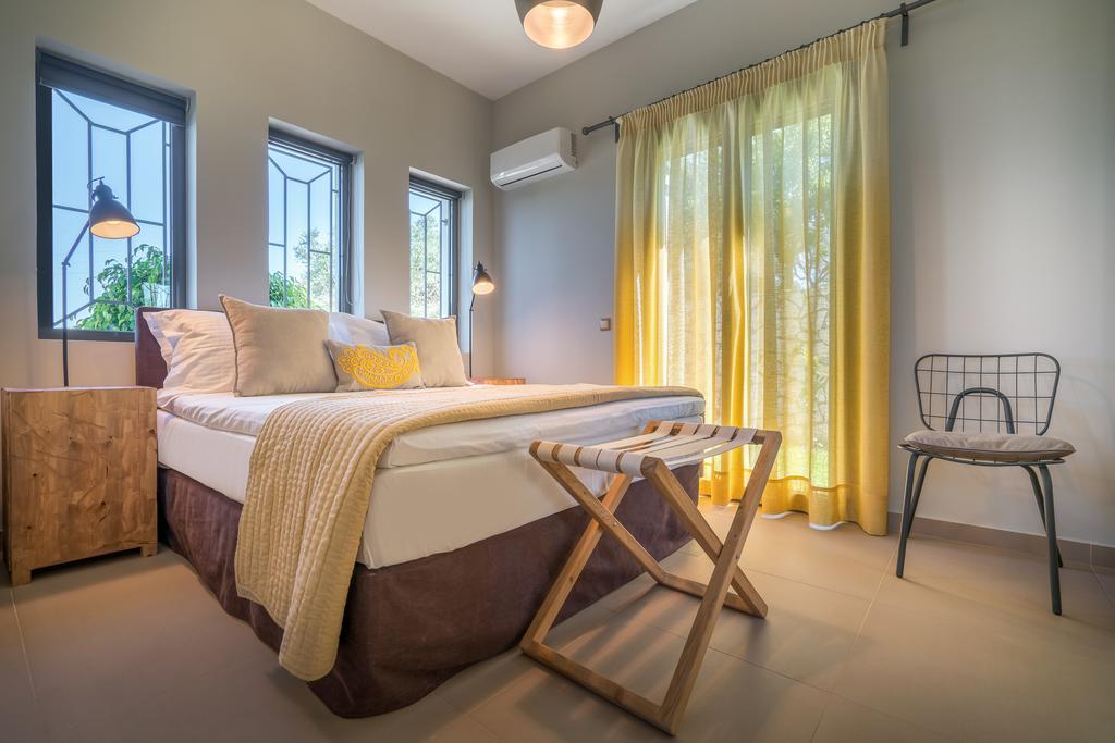 Akemi Luxury Villa Циливи Экстерьер фото