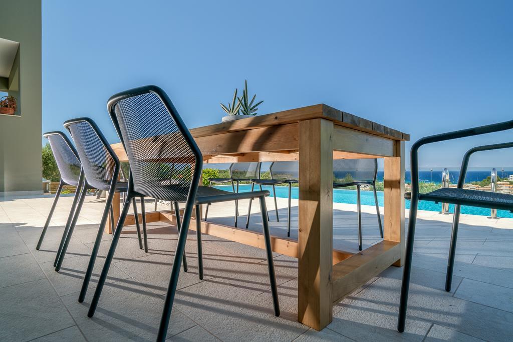 Akemi Luxury Villa Циливи Экстерьер фото
